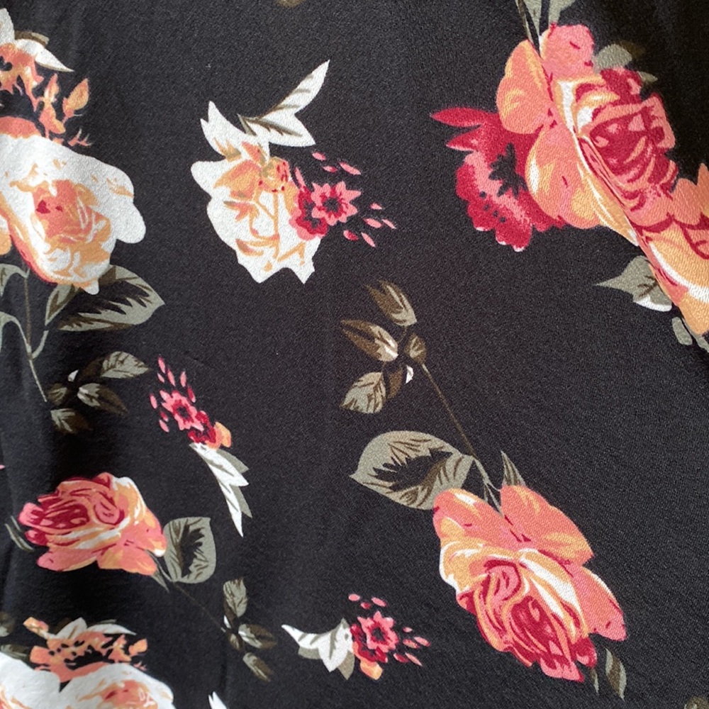 NWT Floral Dress - Picture 3 of 9